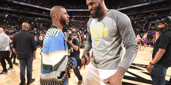 小莫：保罗的遭遇太离谱了 他该邀请詹姆斯一起去海外组建球队